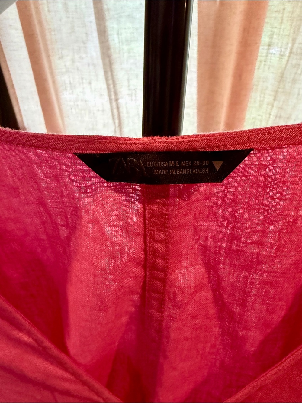 Zara Raspberry V-Neck Lightweight Blouse - Picture 4 of 4
